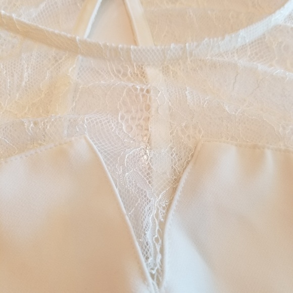 Dynamite lace top off white romper - Picture 4 of 6